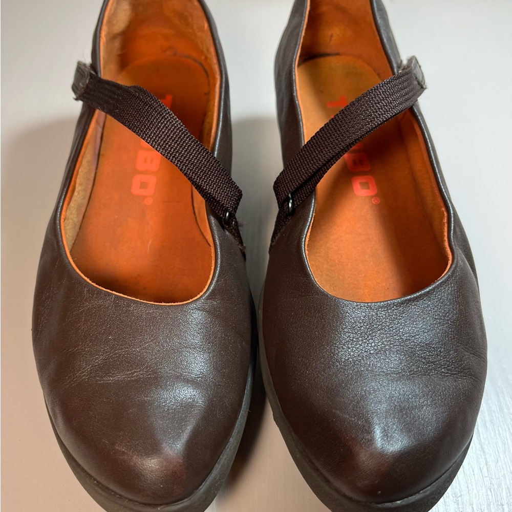 Tsubo Leather Mary Jane Wedge Shoes Brown Comfort Slip On Women’s US 7